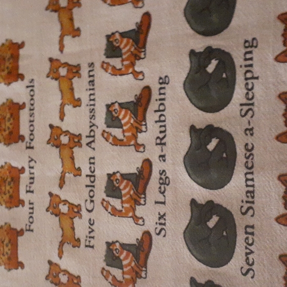 Nwt A CAT'S CHRISTMAS Ktchen towel 100% Cotton 18x26 measurements - Picture 2 of 5